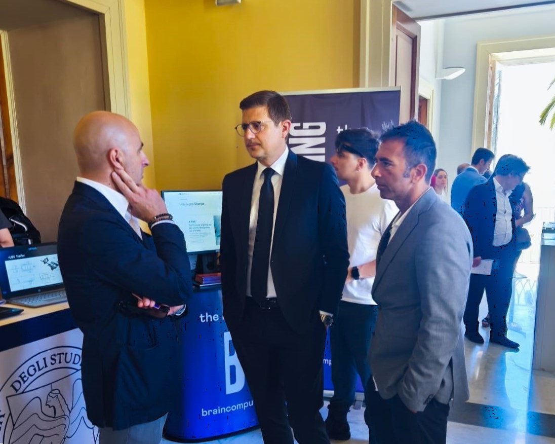 Carmine Lamberti Antonio Esposito a Innovation Village Brain Computing